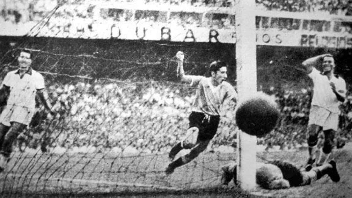 ghiggia-brasil-uruguai-copa-do-mundo-1950-e1752499742999