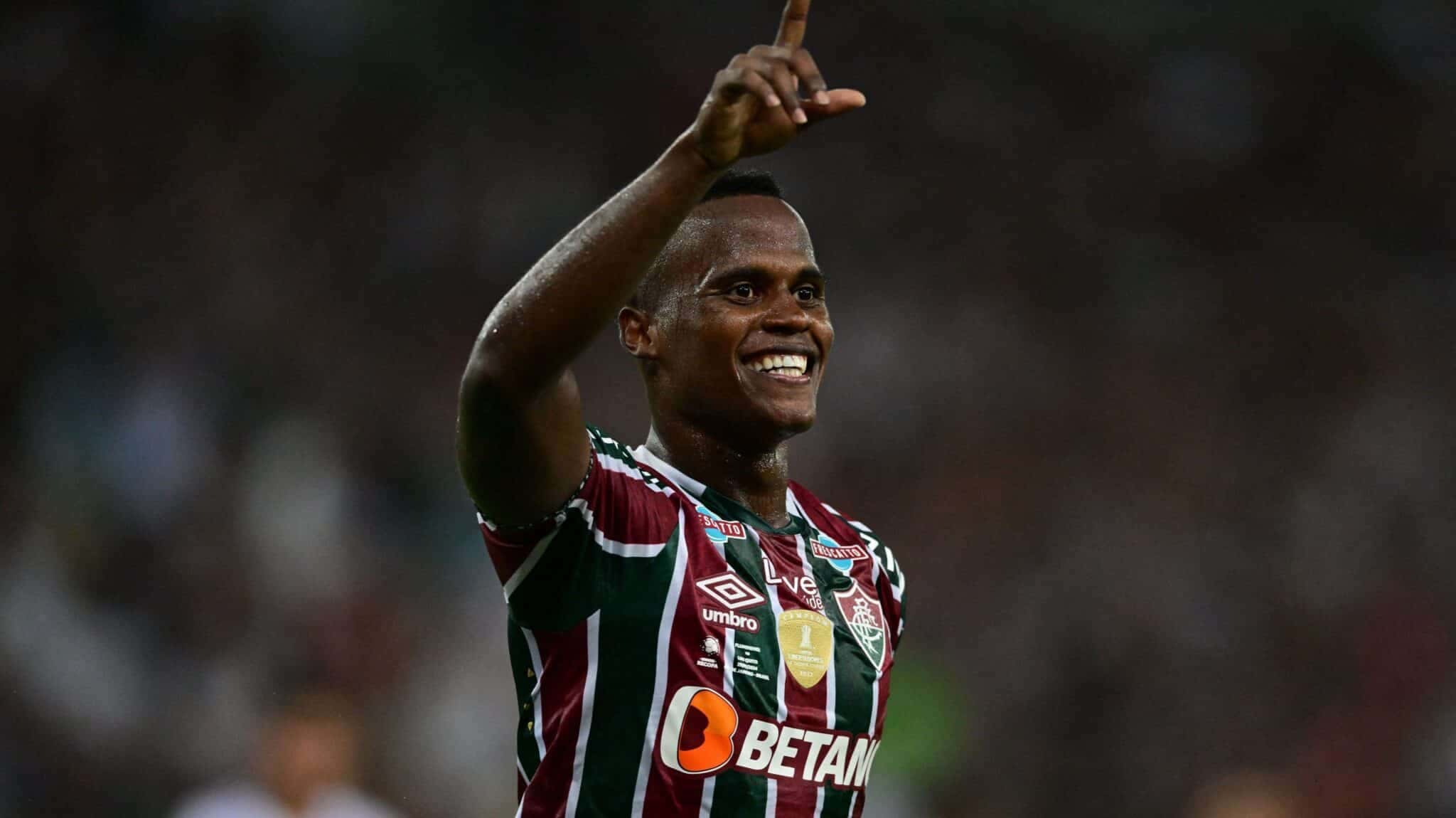 jhon-arias-fluminense-ldu-recopa-e1721395150887
