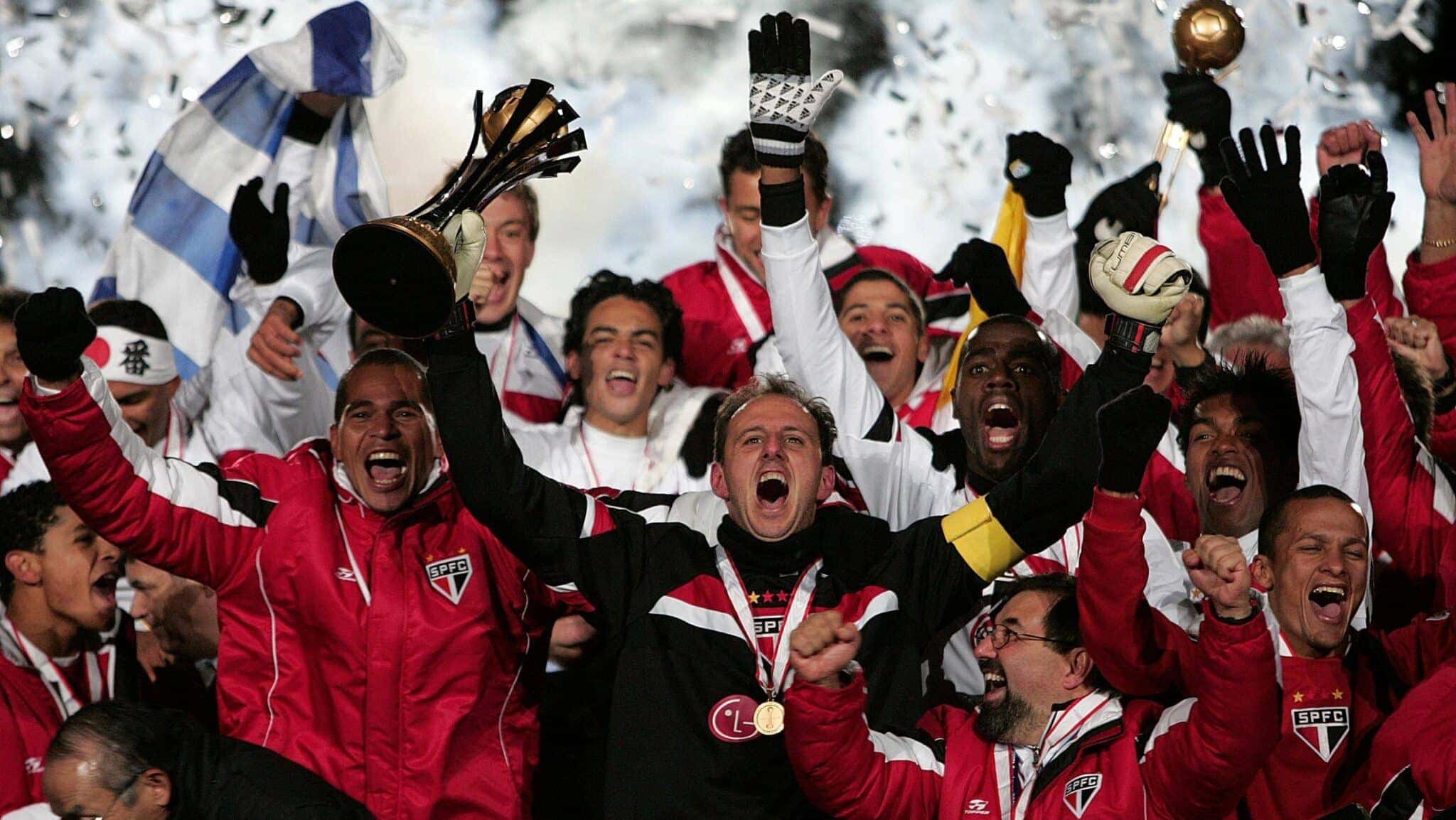 rogerio-ceni-sao-paulo-liverpool-mundial-2005-e1751735880962