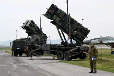 Estados Unidos concordam em fornecer armamentos à Ucrânia por meio da Organização do Tratado do Atlântico Norte