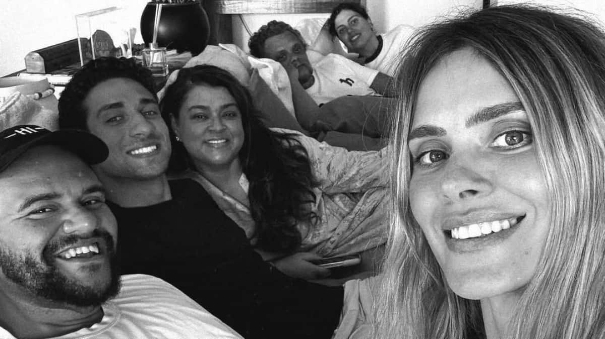 1-um-mes.e-o-q-mais-me-toca-vendo-nossas-memorias-e-q-nunca-deixamos-de-fazer-planosesse-primei