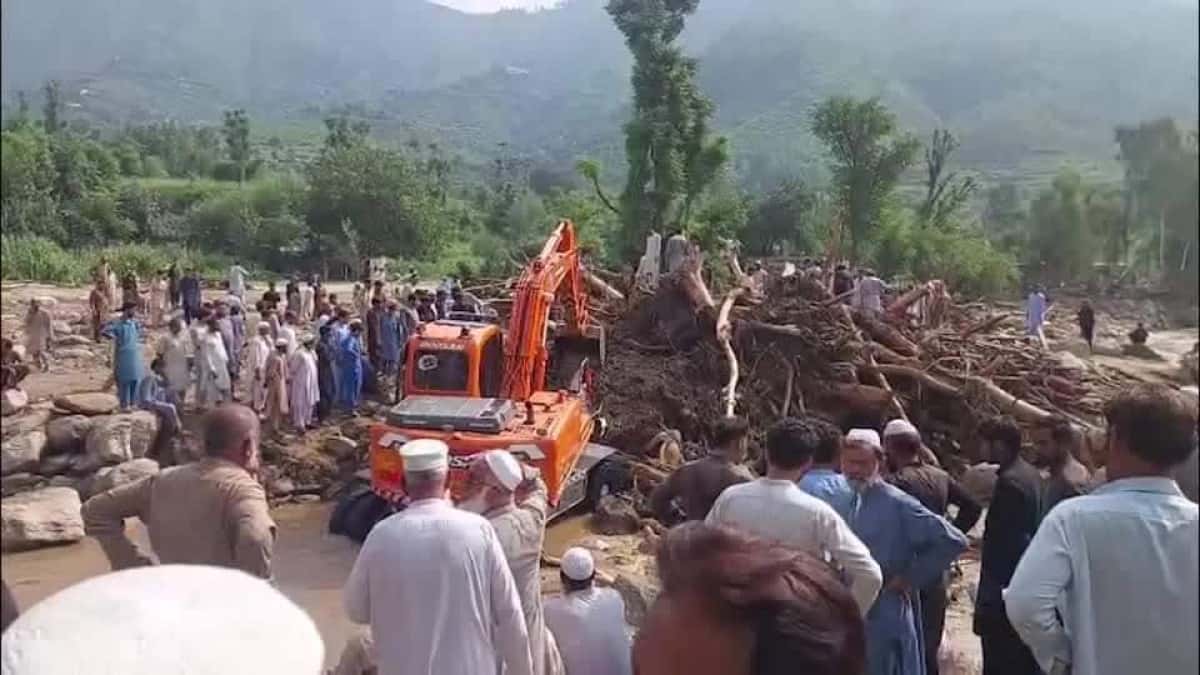 2025-08-16T120823Z_1_LOP767616082025RP1_RTRMADP_BASEIMAGE-960X540_ASIA-WEATHER-PAKISTAN-BUNER