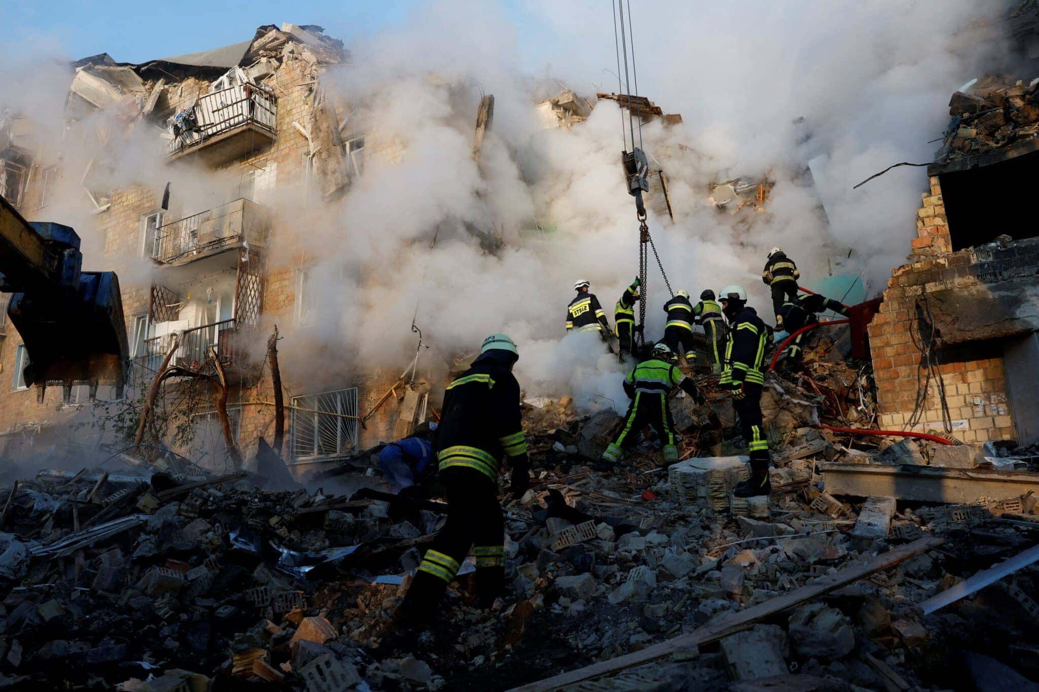 2025-08-28T105227Z_1_LYNXMPEL7R0H3_RTROPTP_4_UKRAINE-CRISIS-ATTACK-KYIV