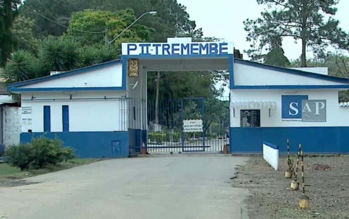 Fachada-PII-Tremembe