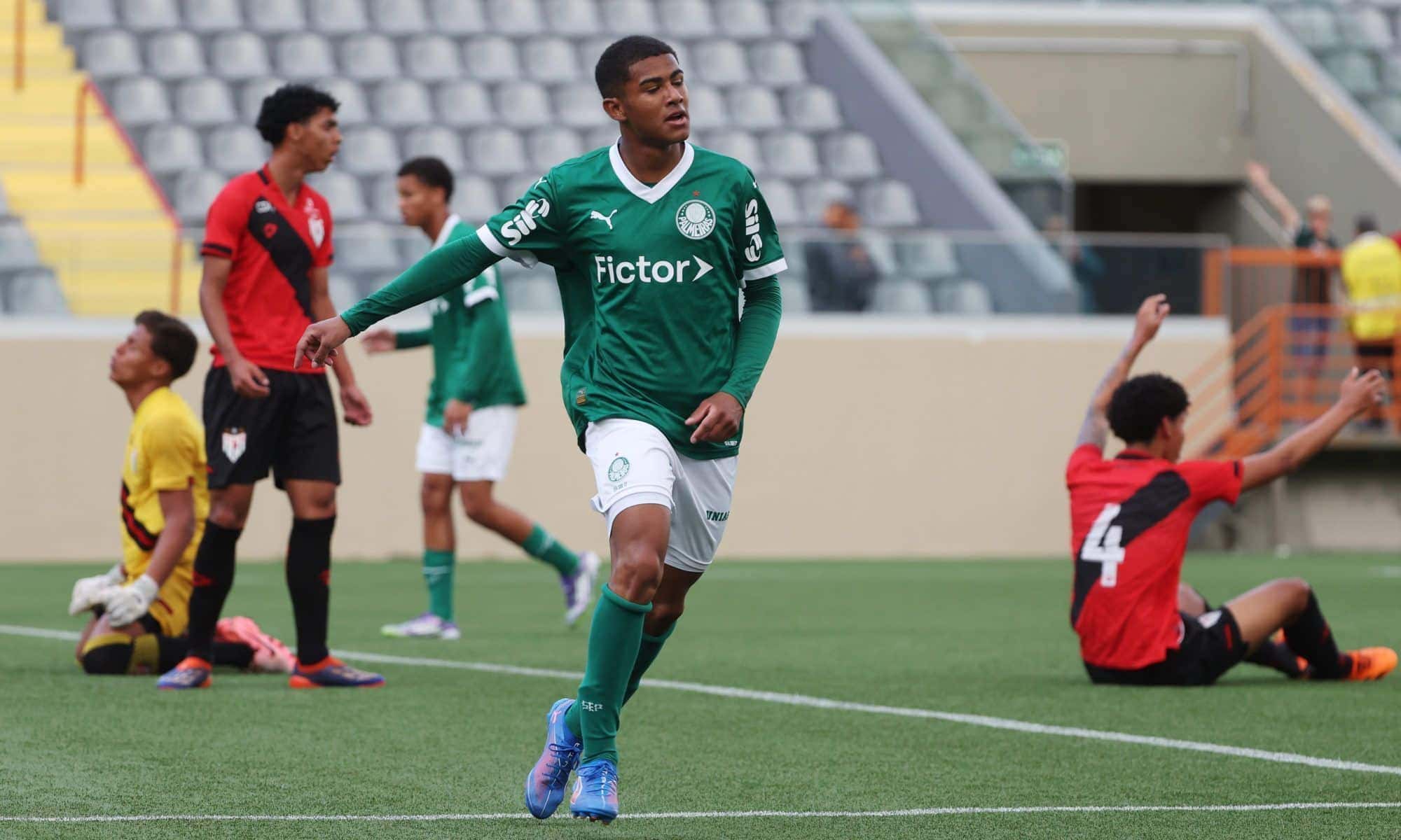 Palmeiras-goleia-por-9-a-0-o-Atletico-GO-no-sub-17