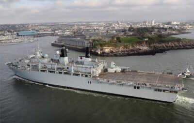 Marinha brasileira concretiza aquisição de navio de guerra com Reino Unido