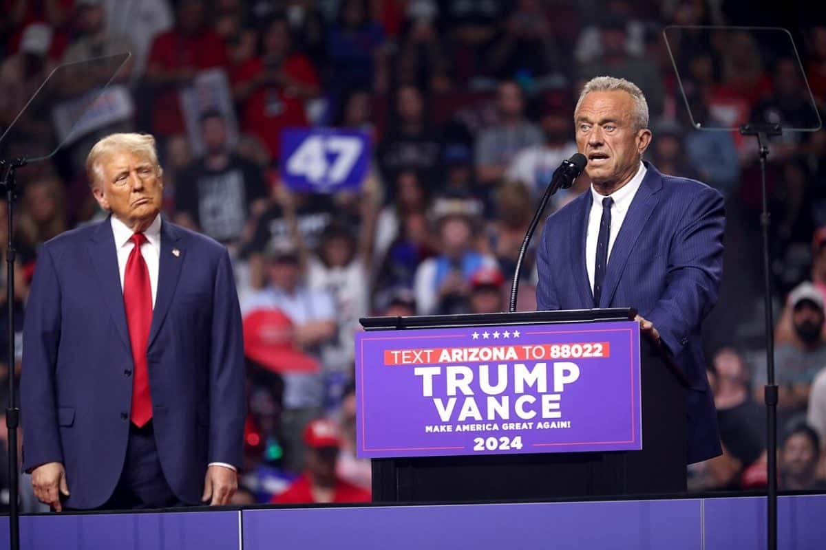 Donald_Trump__Robert_F._Kennedy_Jr._53953047674