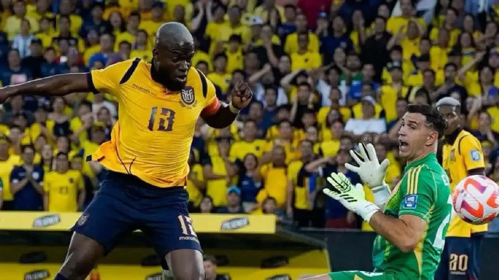 valencia-gol-equador-argentina-eliminatorias-e1757463539879