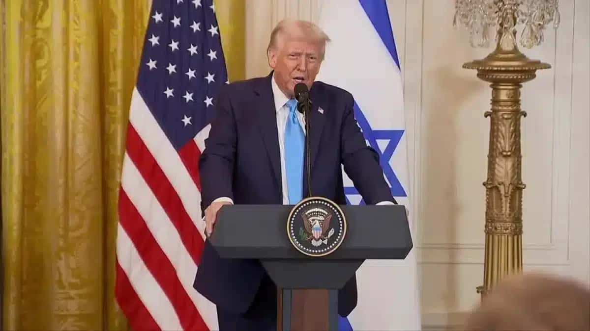 2025-02-05T011545Z_1_LOP885005022025RP1_RTRMADP_BASEIMAGE-960X540_ISRAEL-PALESTINIANS-TRUMP-GAZA