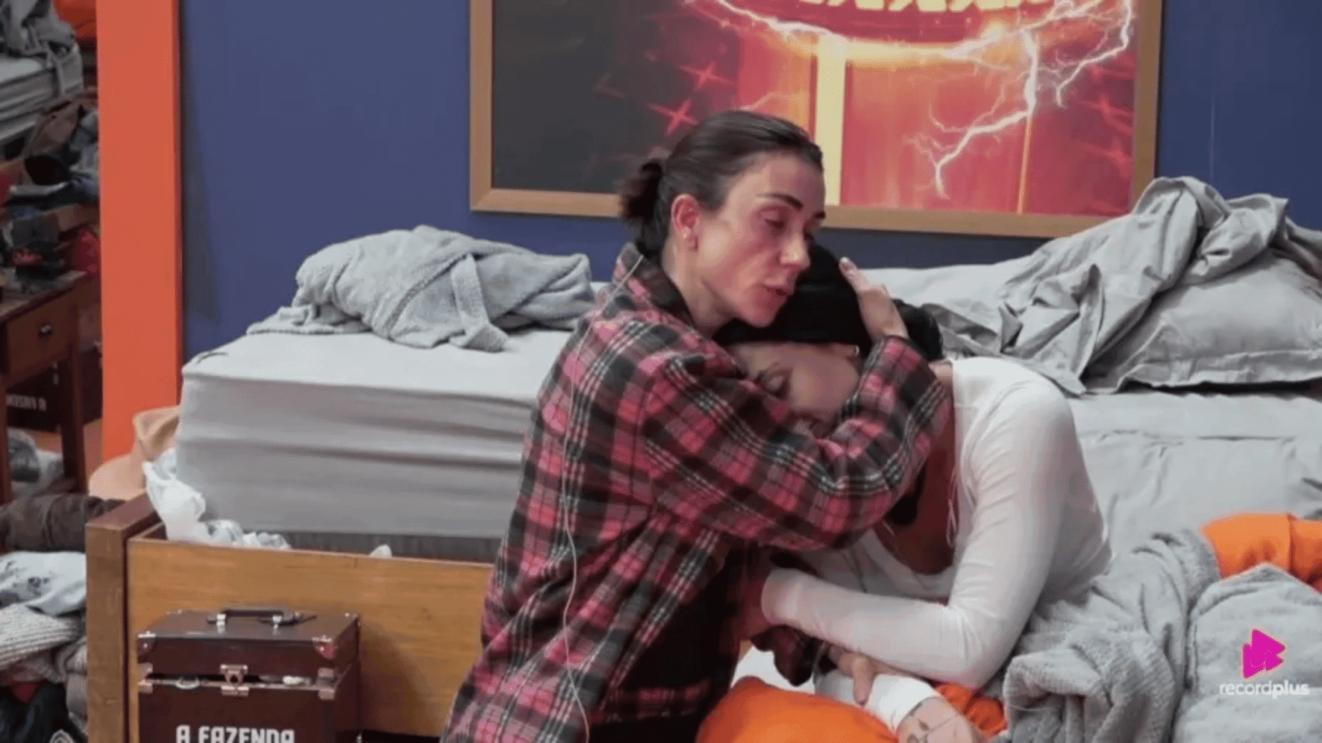 A-Fazenda-17-Rayanne-fala-de-Belo-e-chora-Estou-preocupada-