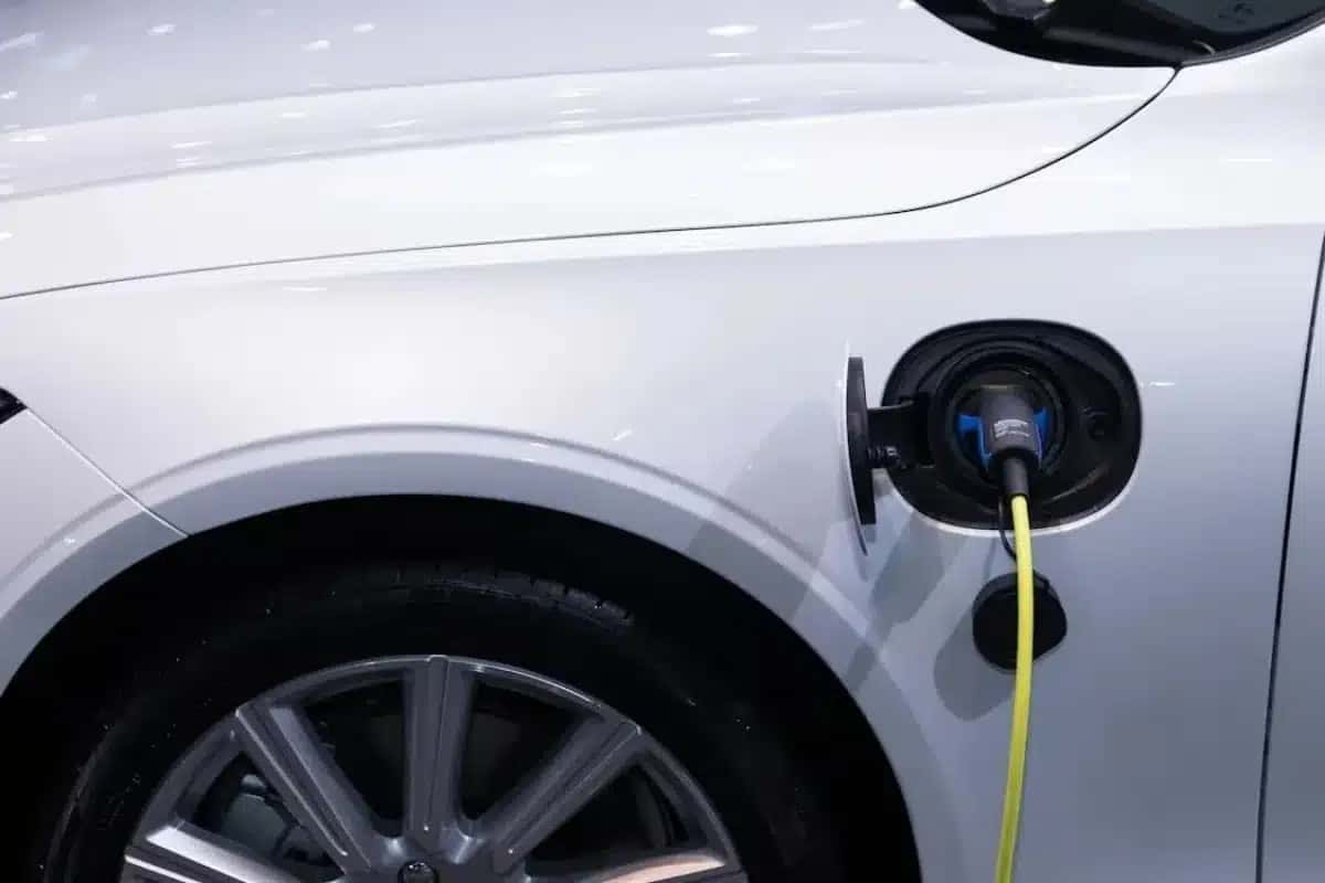 EV