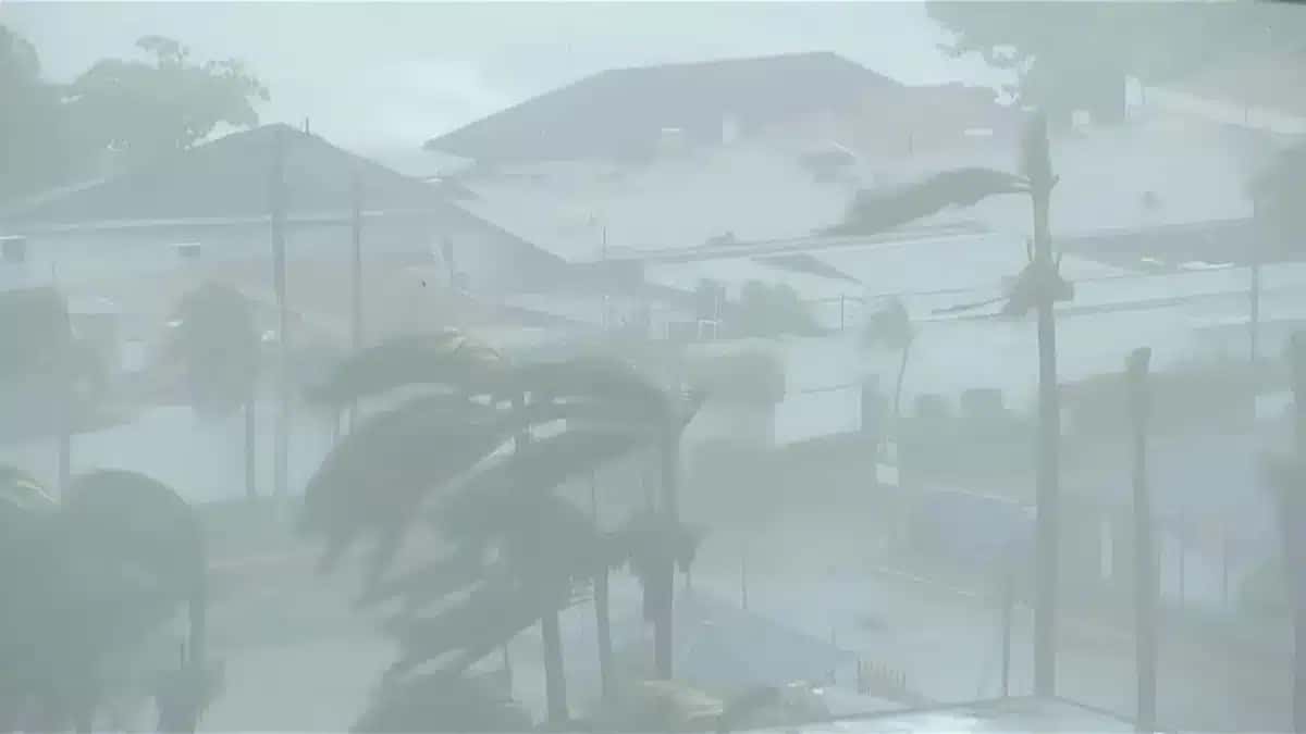 Furacao-Melissa-atinge-Jamaica-como-categoria-5-com-ventos-fortes-e-chuvas-1