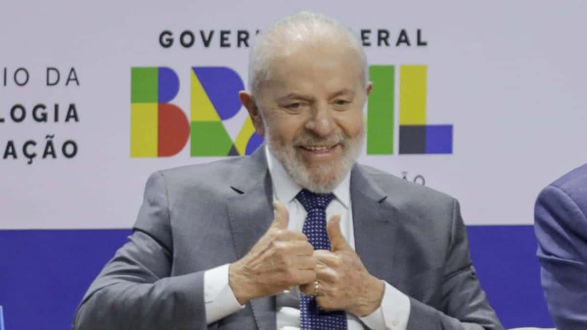 Lula-Ciencia-Tecnologia-Inovacao-LucianaSantos-CamiloSantana-38-848×477-1