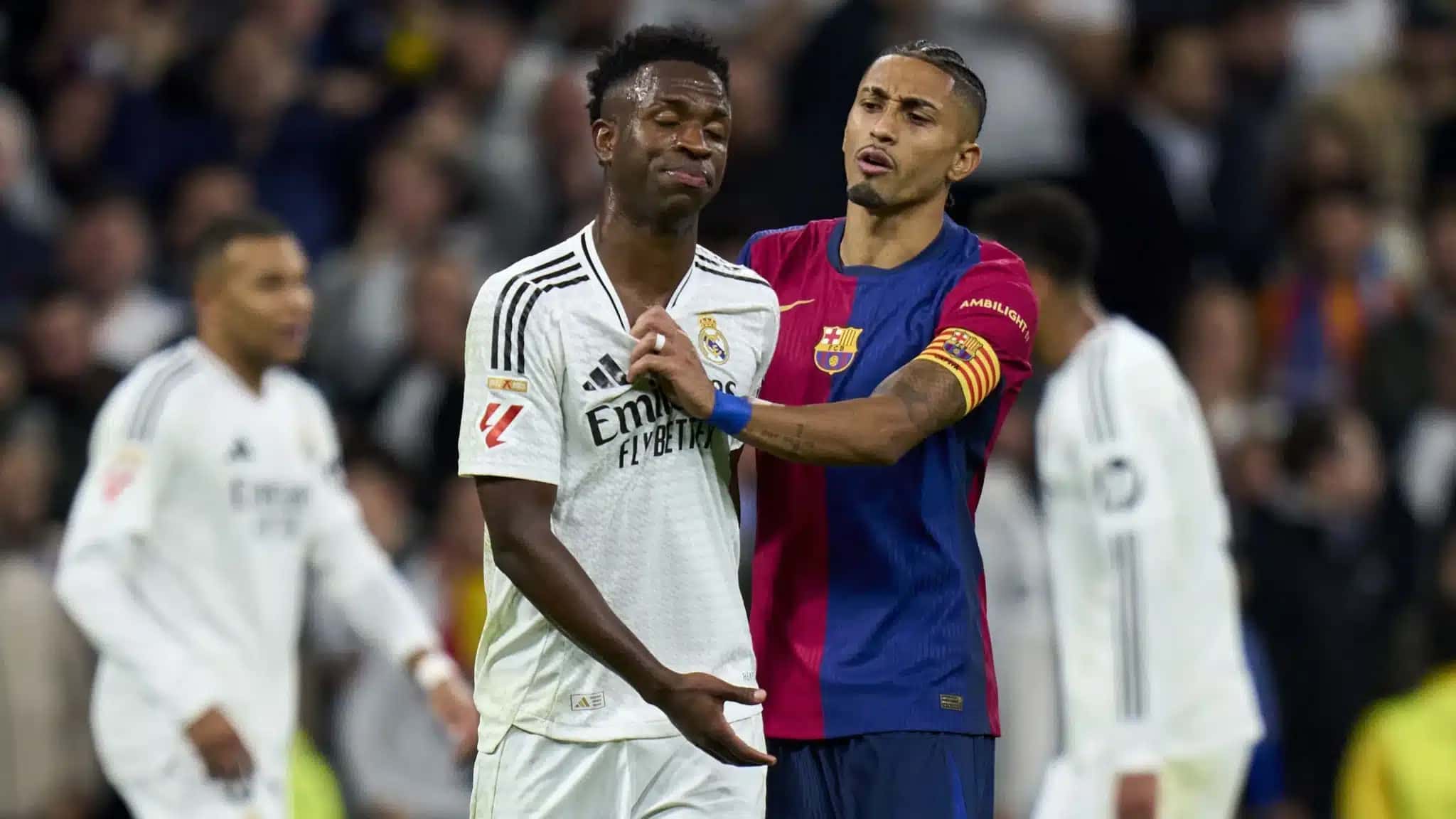 barcelona-real-madrid-raphinha-vinicius-junior-e1745589400776