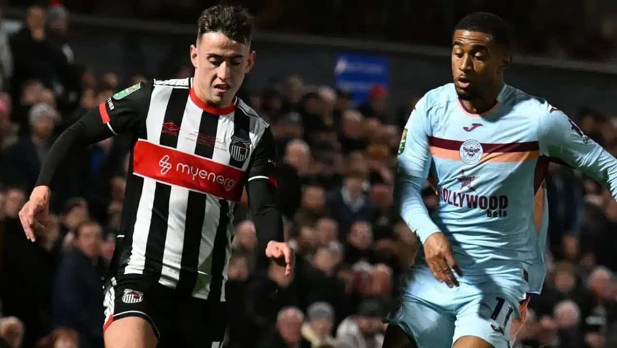 grimsby-town-eliminado-brentford-copa-da-liga-inglesa-e1761691071773