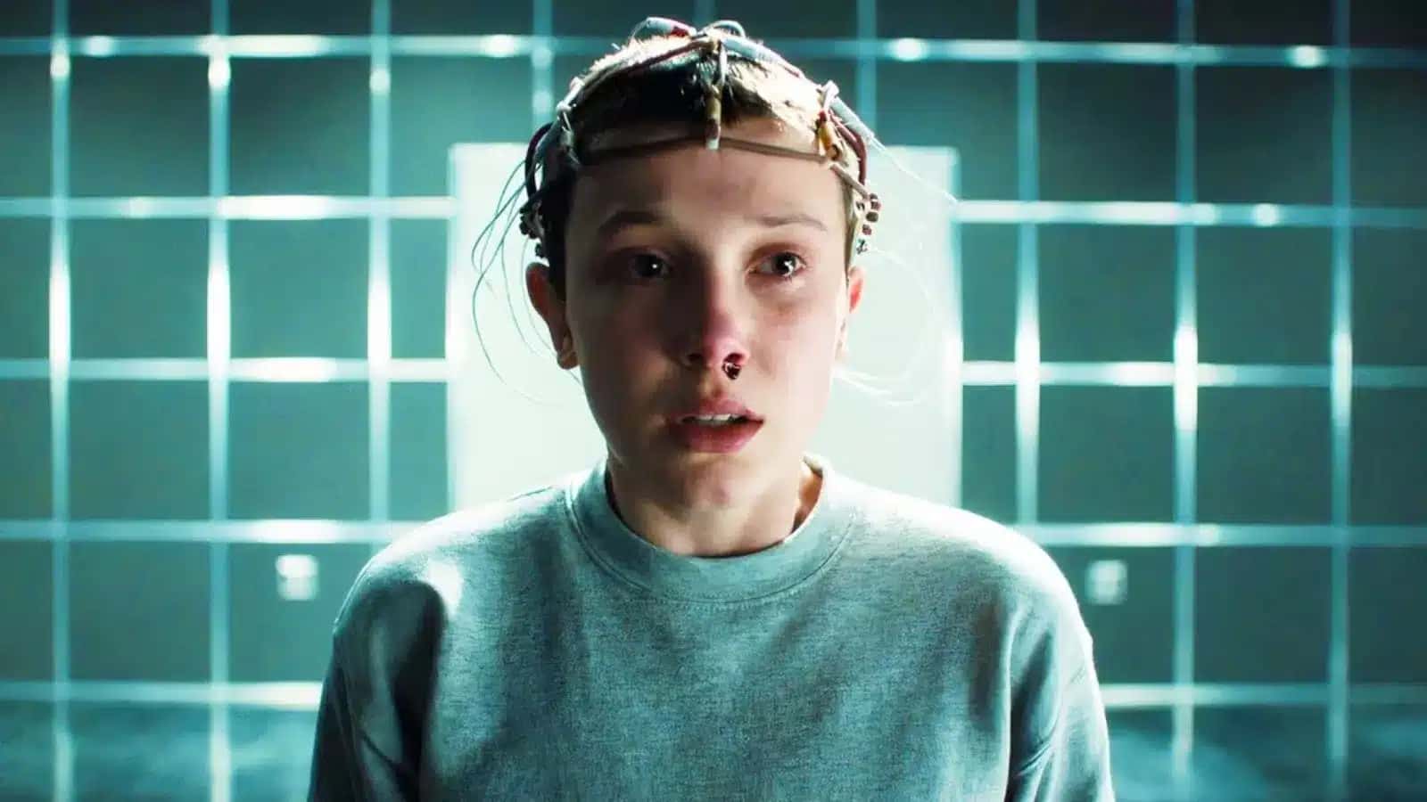 20251112-millie-bobby-brown-em-laboratorio-de-hawkins-em-stranger-things