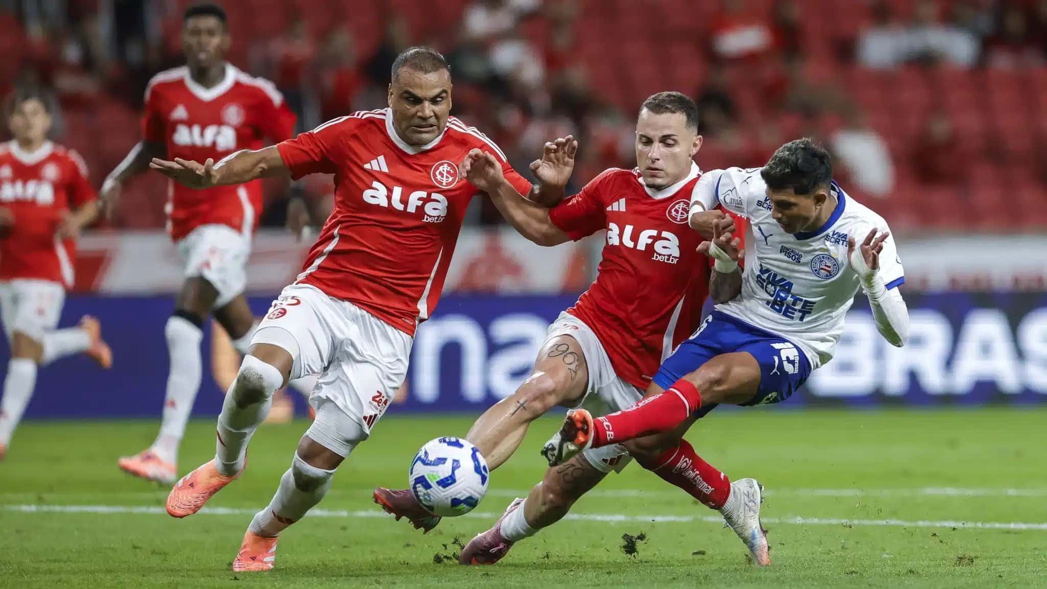 Bahia-Inter-Brasileirao_c43b31-e1762644846123