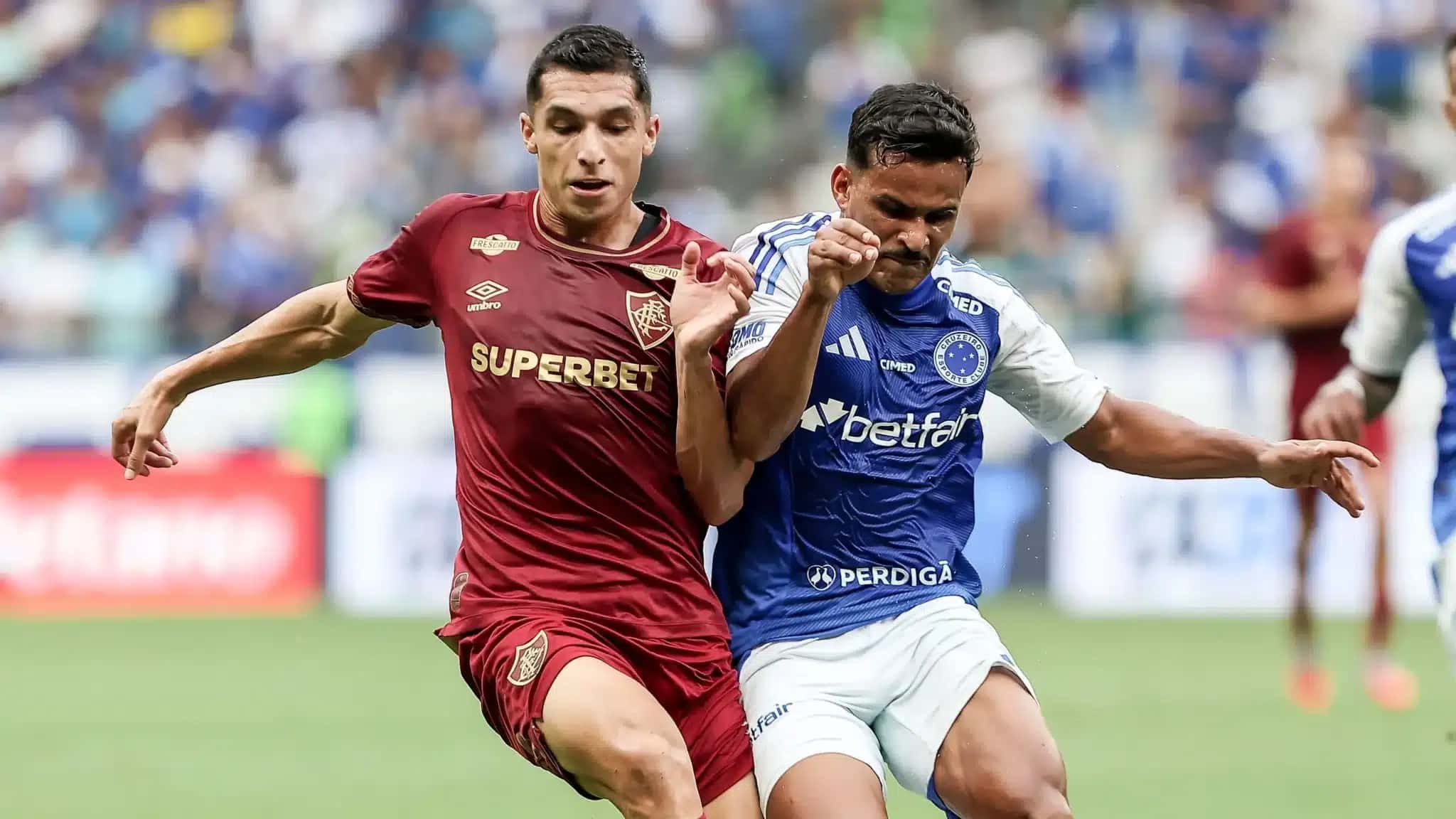 Cruzeiro-Fluminense-Brasileirao-e1762721401468