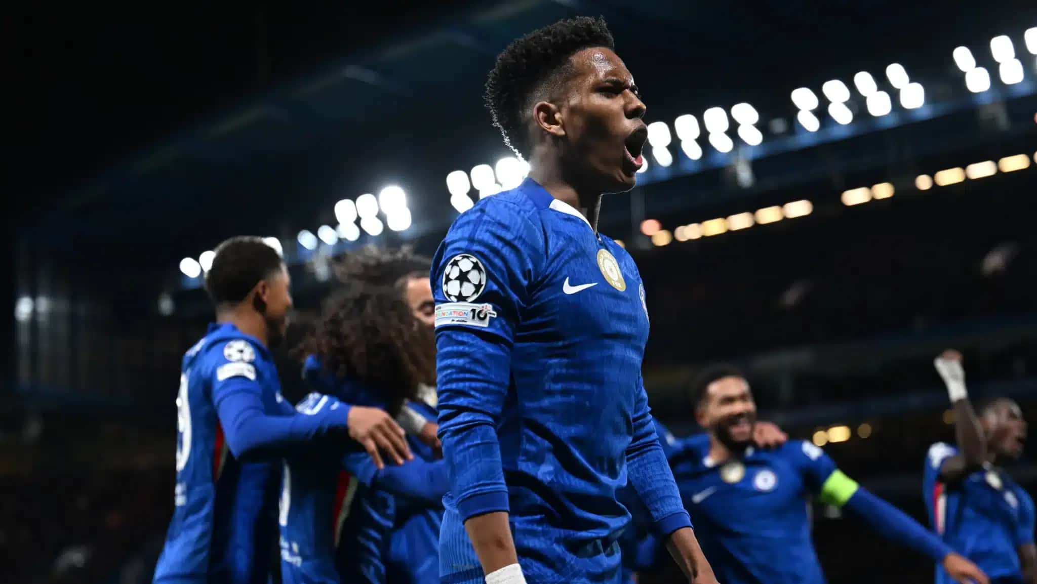 Estevao-Chelsea-Barcelona-e1764105549960
