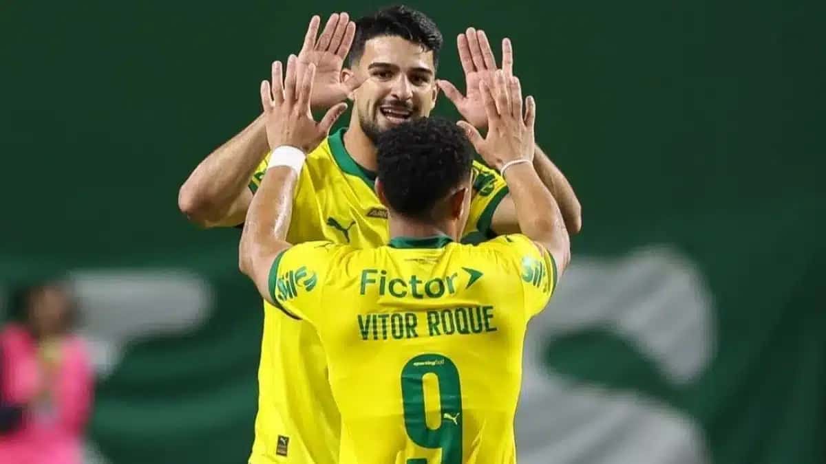 Flaco-Lopez-e-Vitor-Roque-e1761213474674