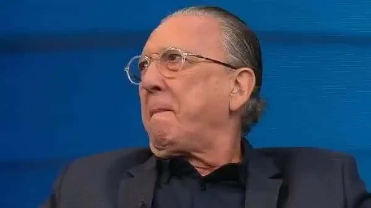 Galvao-Bueno-se-emociona-com-homenagem-em-seu-programa-e1753176436517