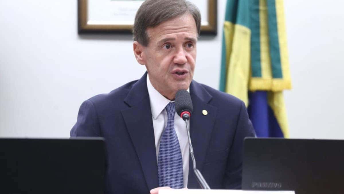 O-deputado-Aluisio-Mendes-Republicanos-MA-que-preside-a-comissao-da-PEC-Proposta-de-Emenda-a-Constituicao-da-Seguranca-Publica-848×477-1
