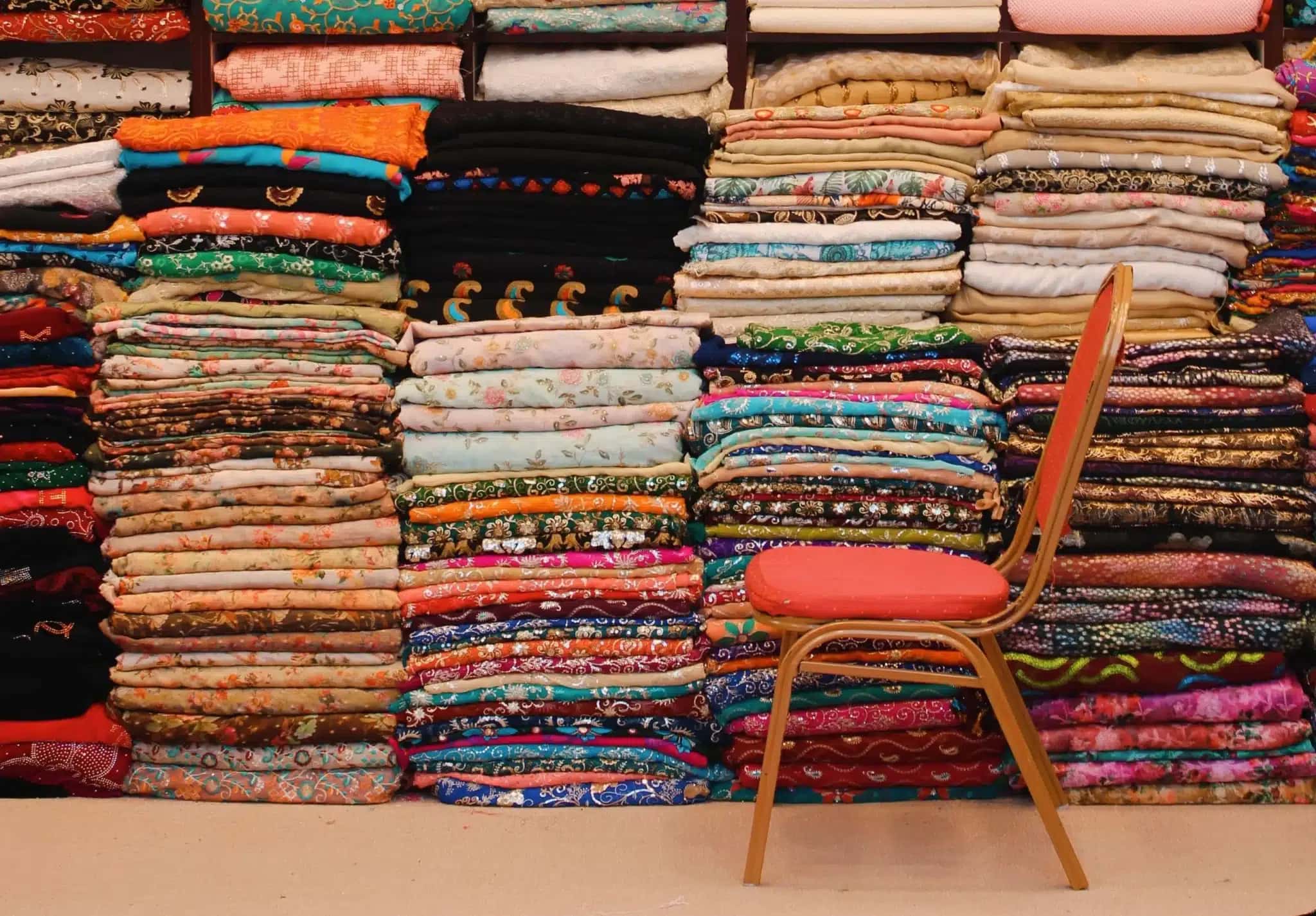 kenza-benaouda-M32i7g6FvFg-unsplash-e1642617498634