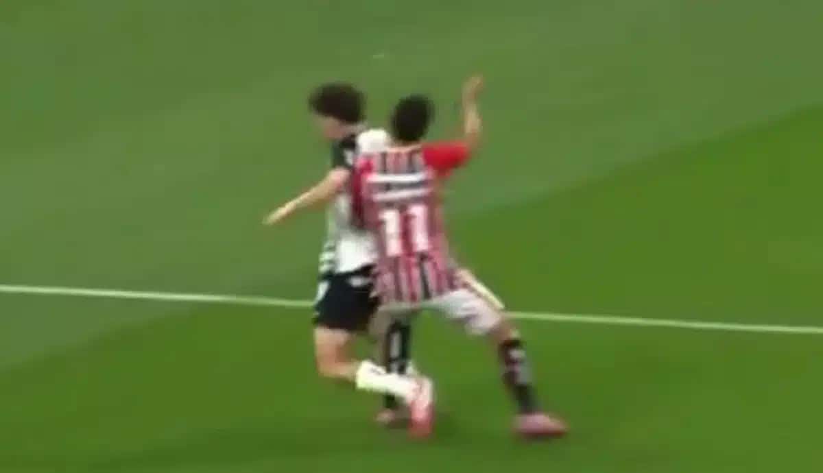 penalti_corinthians_x_sao_paulo-e1763680493557