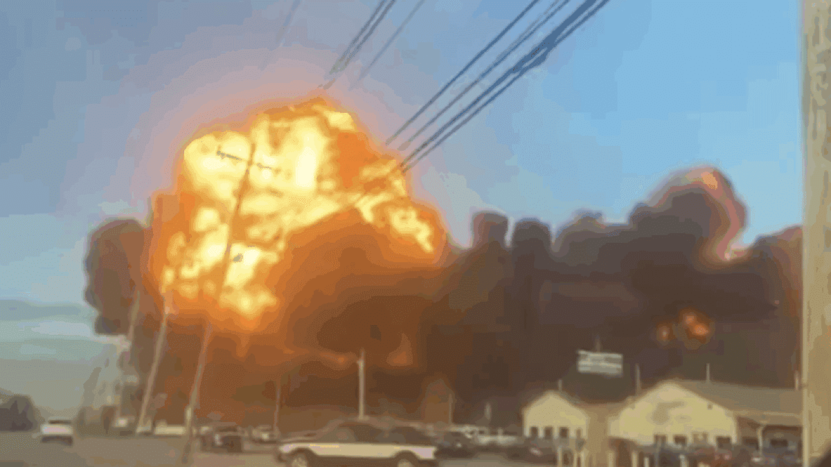 queda-aviao-kentucky-explosao-4nov2025-848×477-1