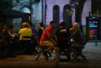 Setor de Serviços no Brasil cresce 0,6% em setembro e acumula alta de 4,1% em um ano, diz IBGE