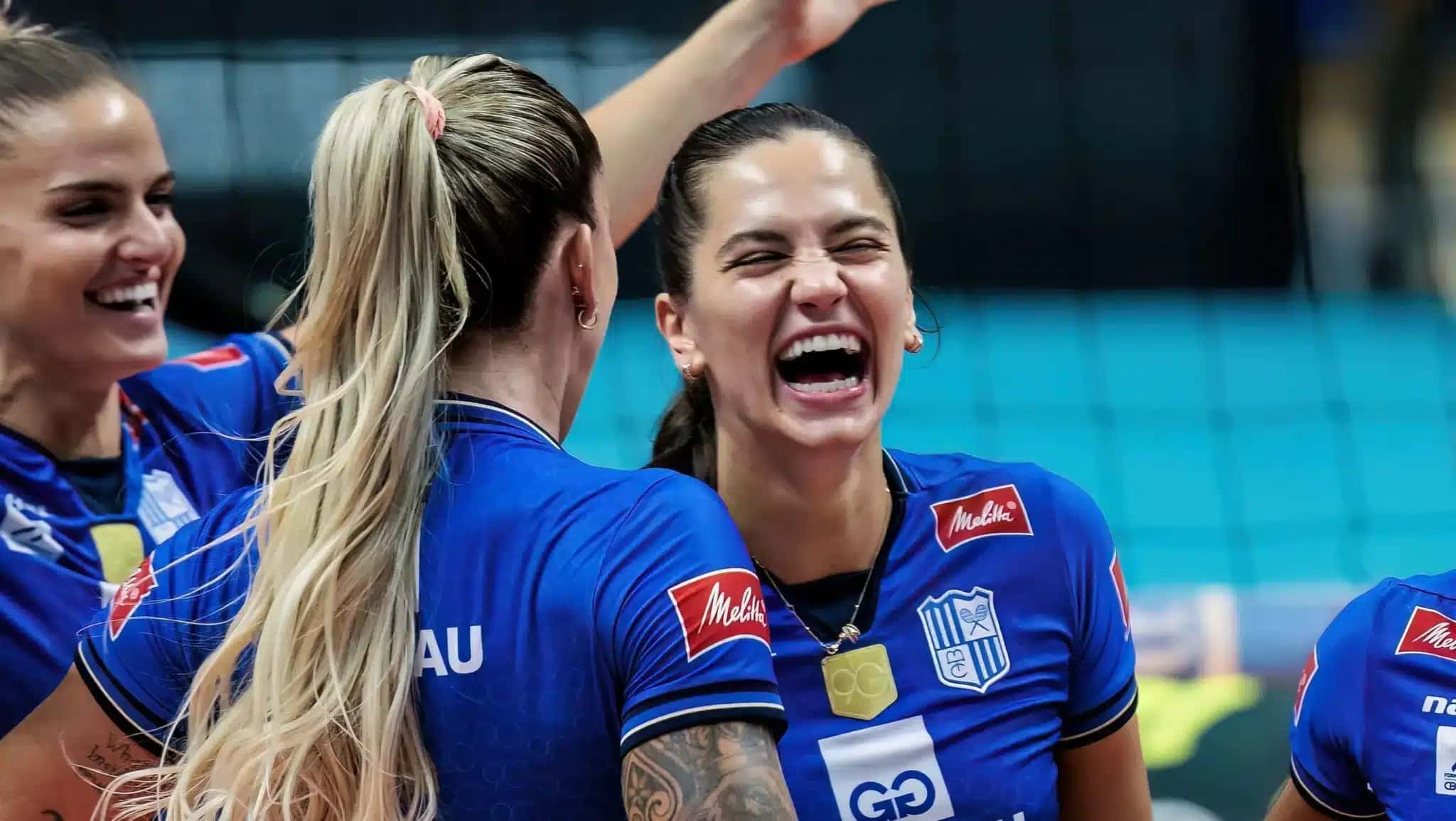 thaisa-julia-kudiess-minas-volei-superliga-e1763405403498