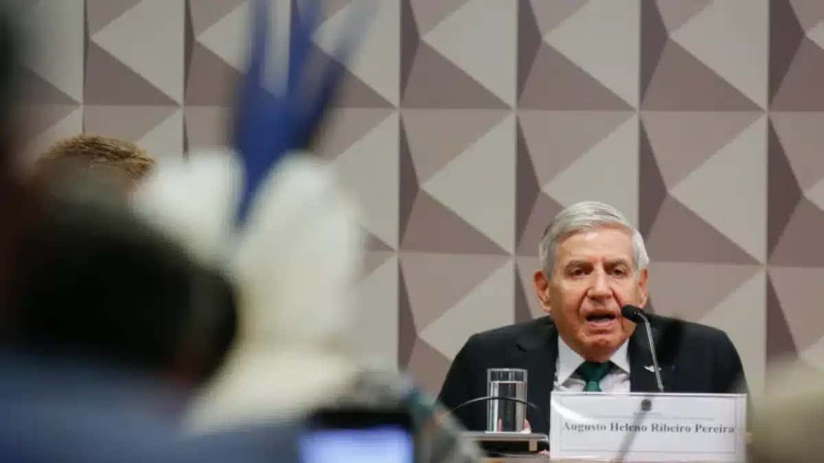Augusto-Heleno-Heleno-HamailtonMorao-Morao-GSI-CPI-8DeJaneiro-AtosAntiDemocraticos-PracaDos3Poderes-1-848×477-1
