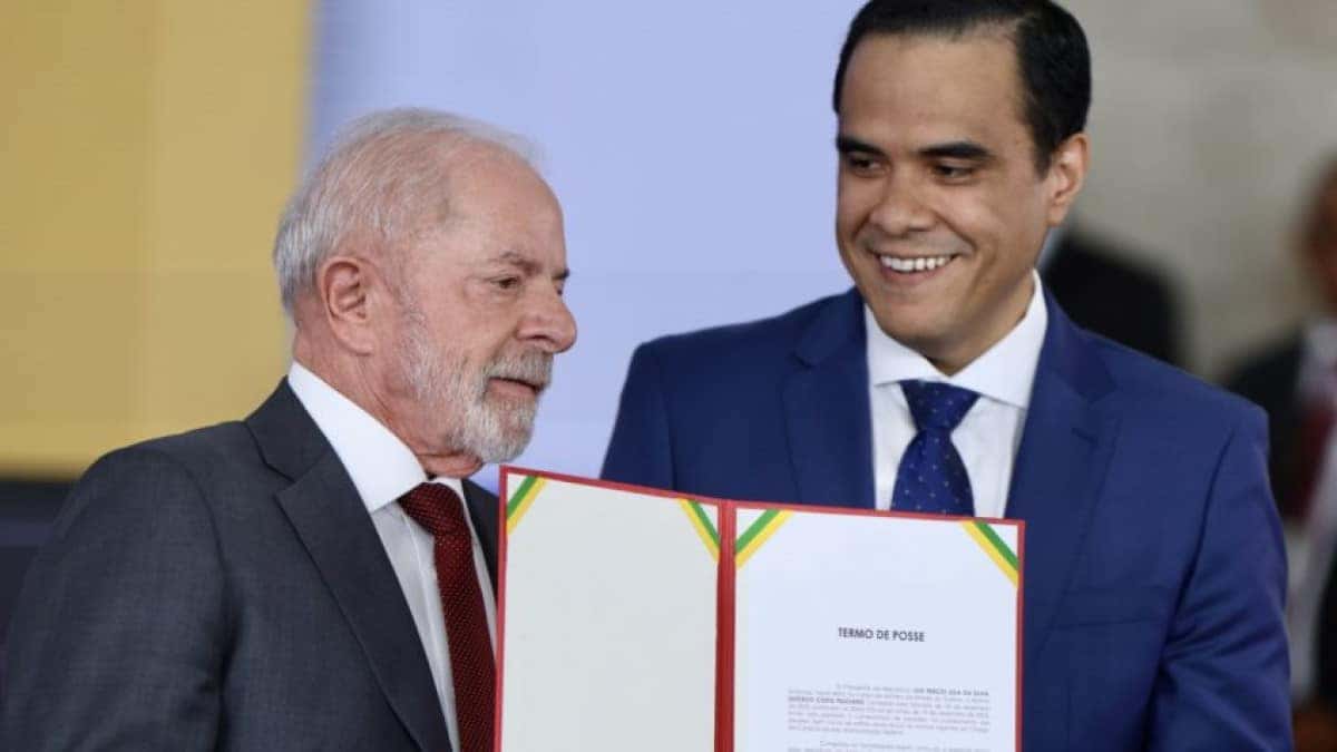 Lula-posse-Gustavo-Damiao-Feliciano-848×477-1