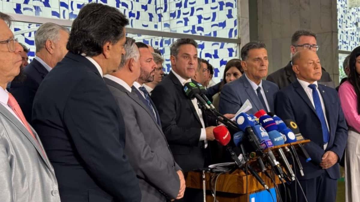 coletiva-lideres-oposicao-congresso-3.dez_.2025-848×477-1
