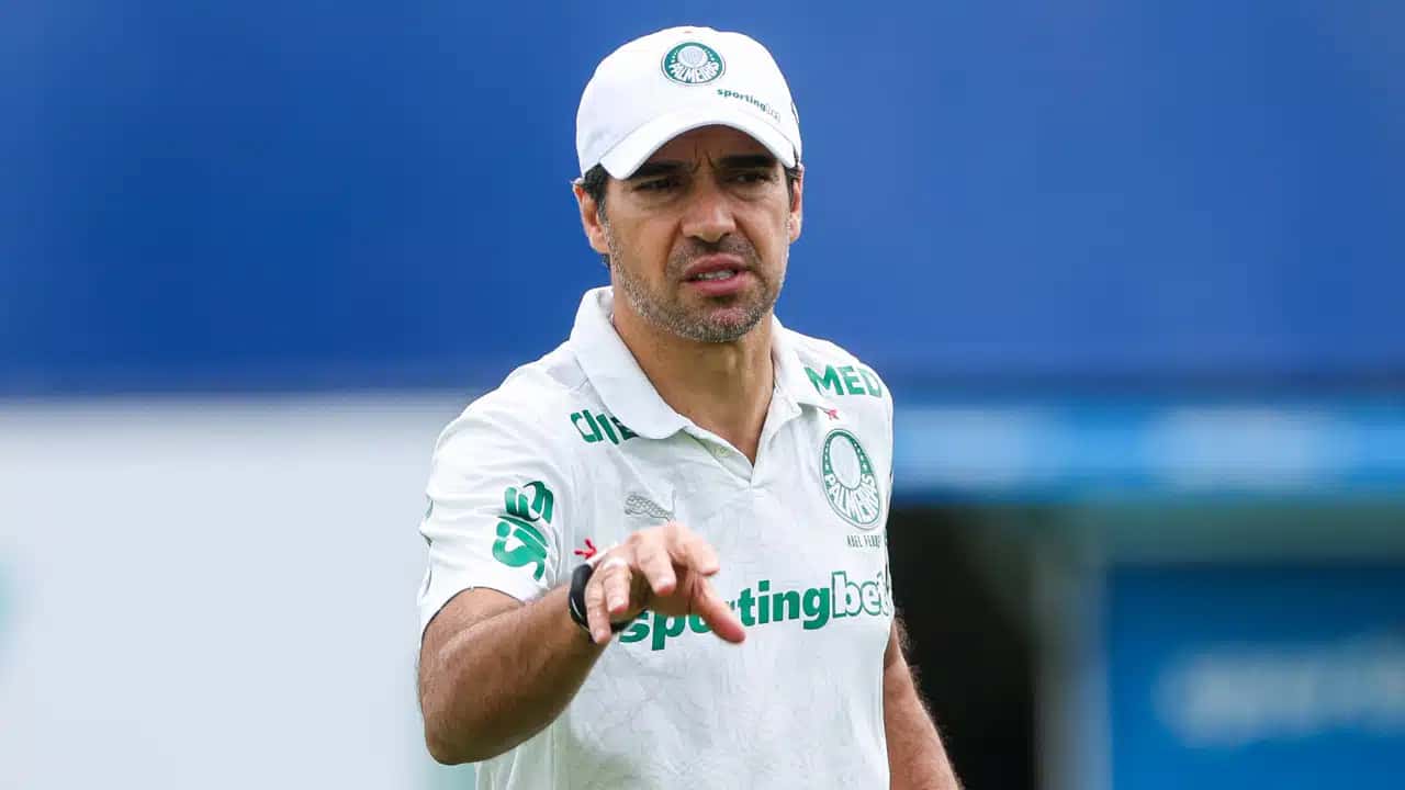 abel-ferreira-reapresentacao-palmeiras-e1767810432590