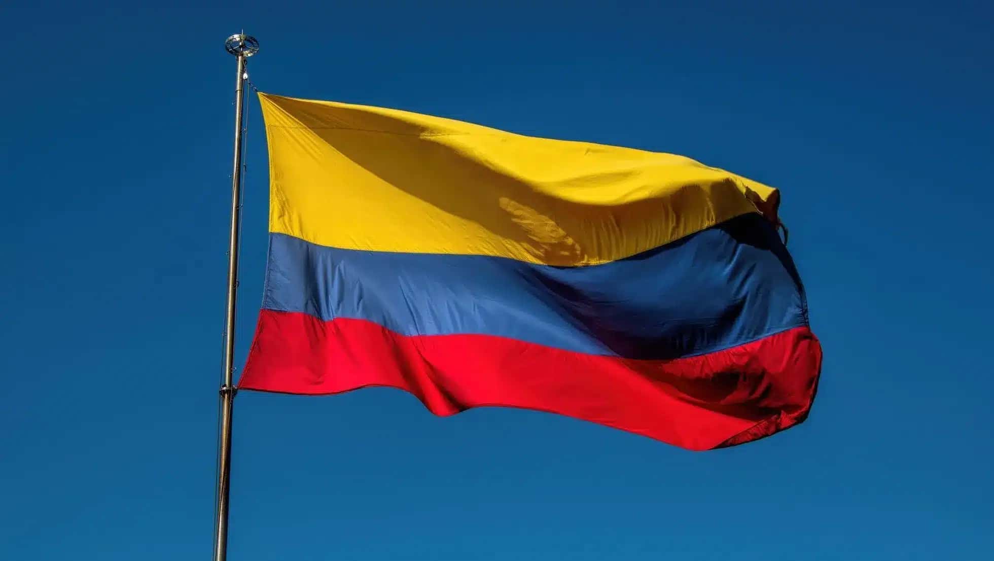 bandeira-colombia-e1765902996376
