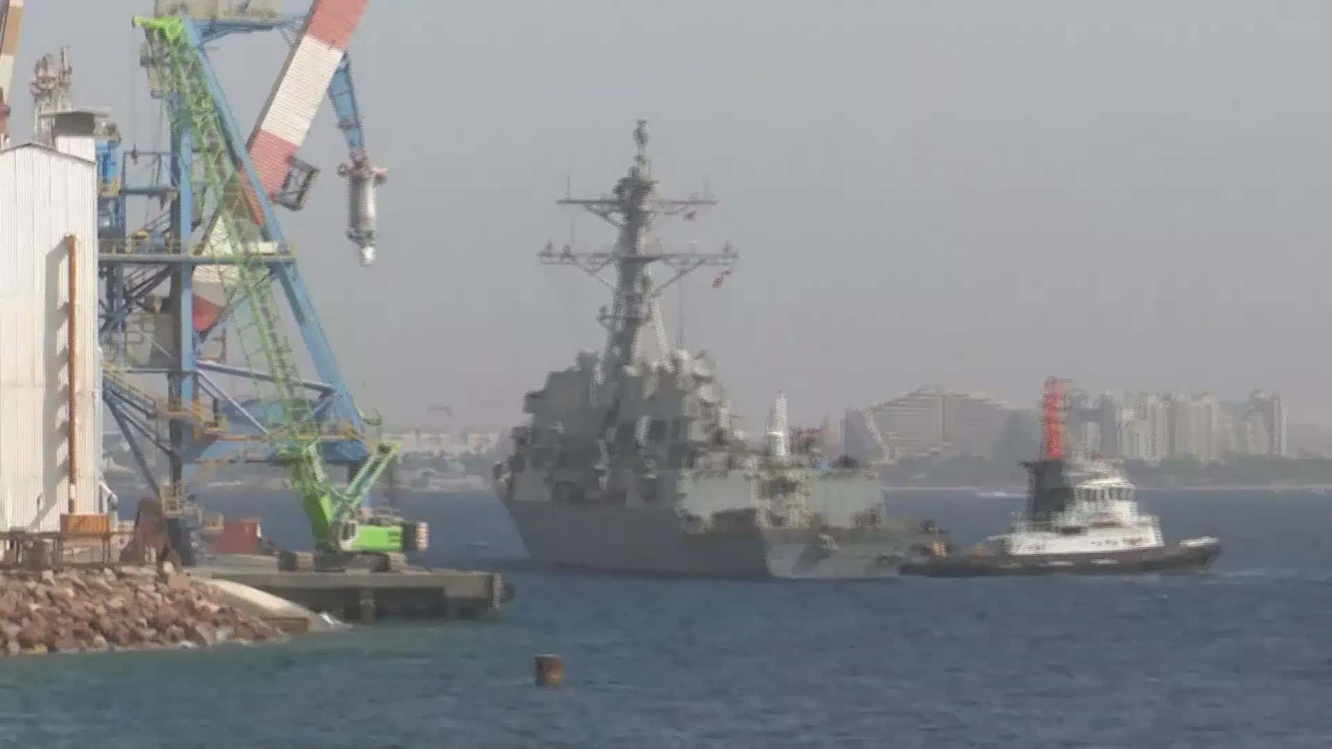 navio-destroier-atracado-israel