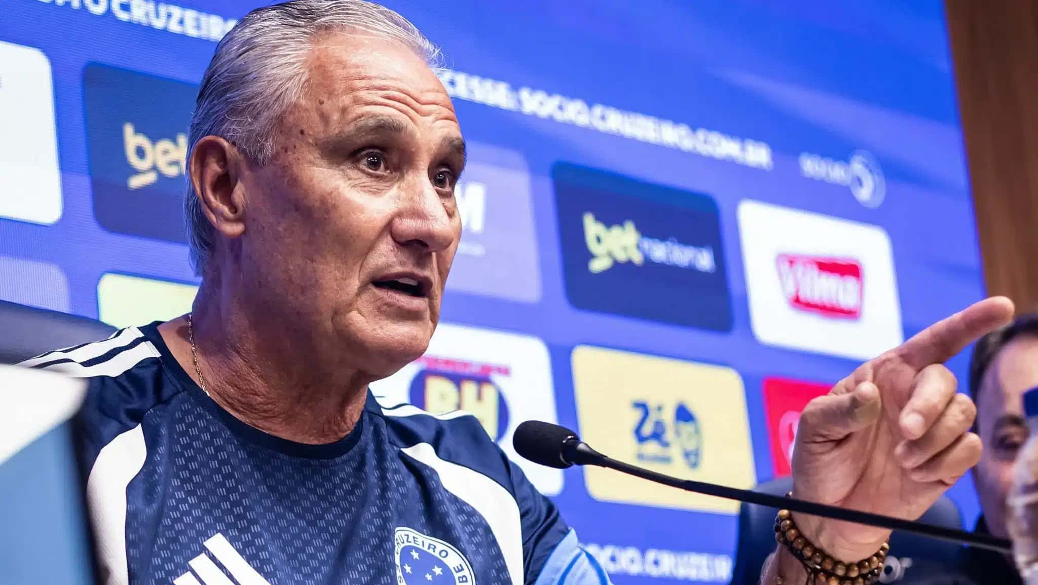 tite-cruzeiro-gabigol-apresentacao-e1767809844627-1