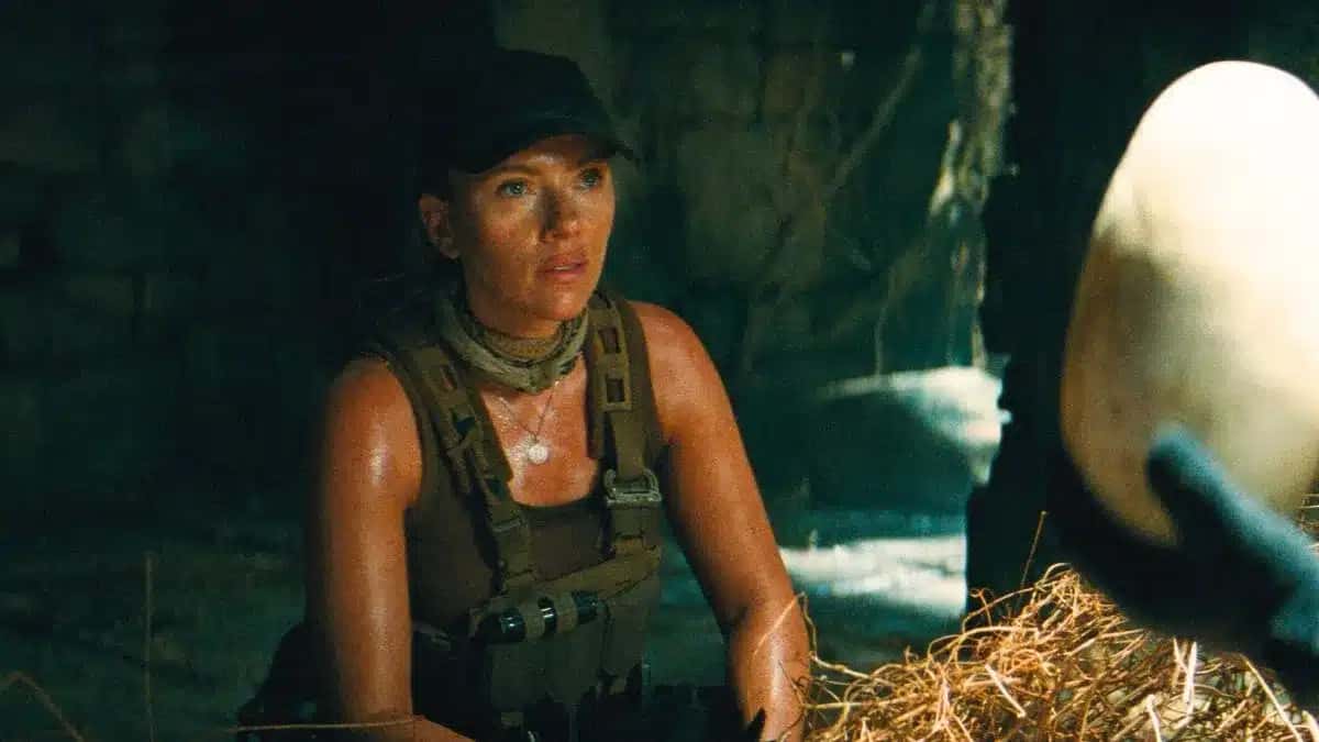 20250522-scarlett-johansson-e-zora-bennett-em-jurassic-world-recomeco