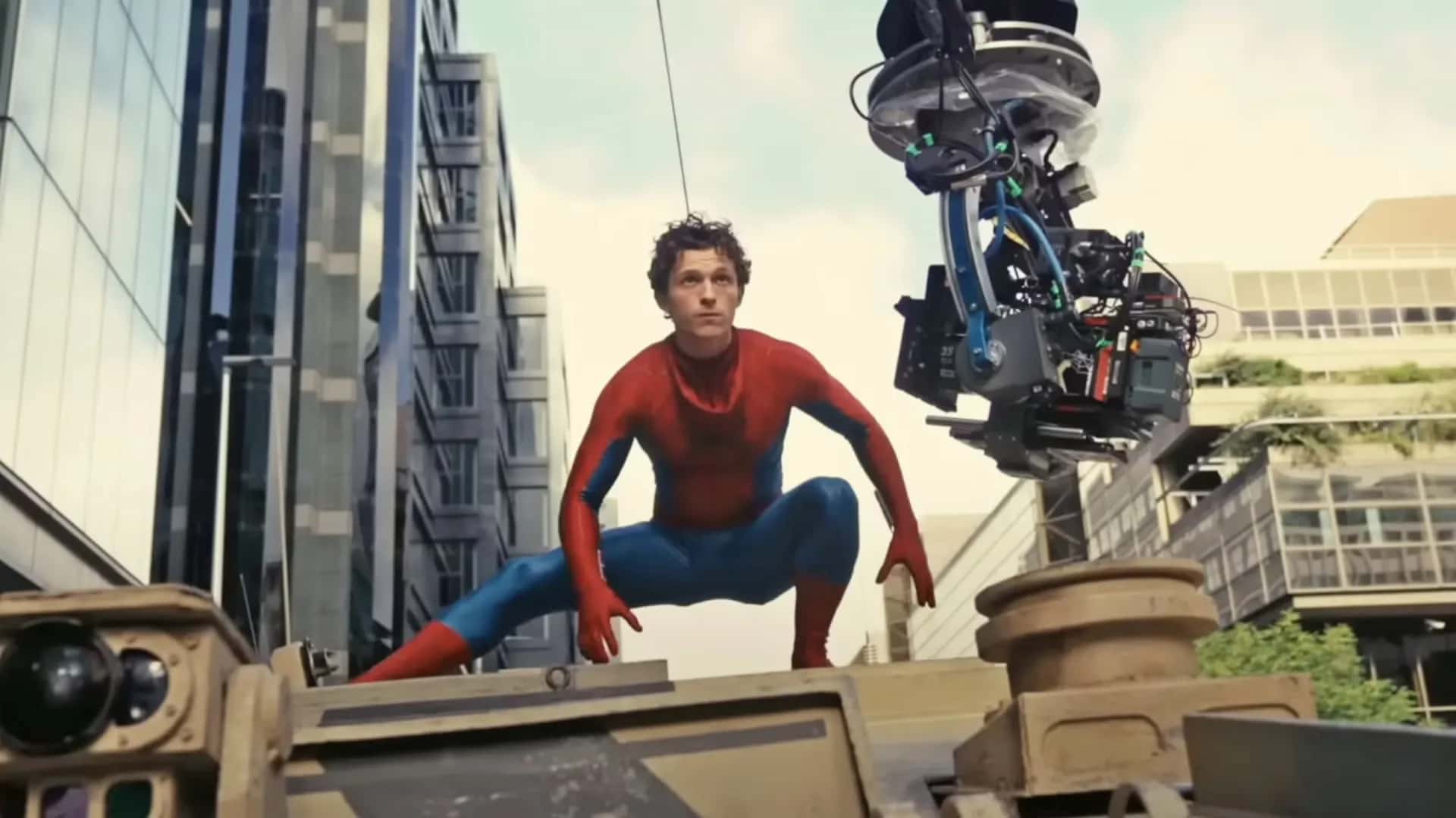 20260113-tom-holland-filming-spider-man-brand-new-day