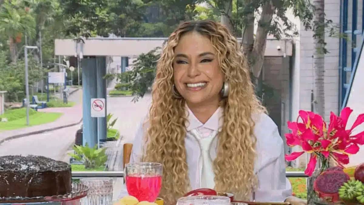 BBB-26-Ana-Maria-Braga-questiona-Sarah-sobre-Juliette-Gostava-de-ser-citada-800×450-2