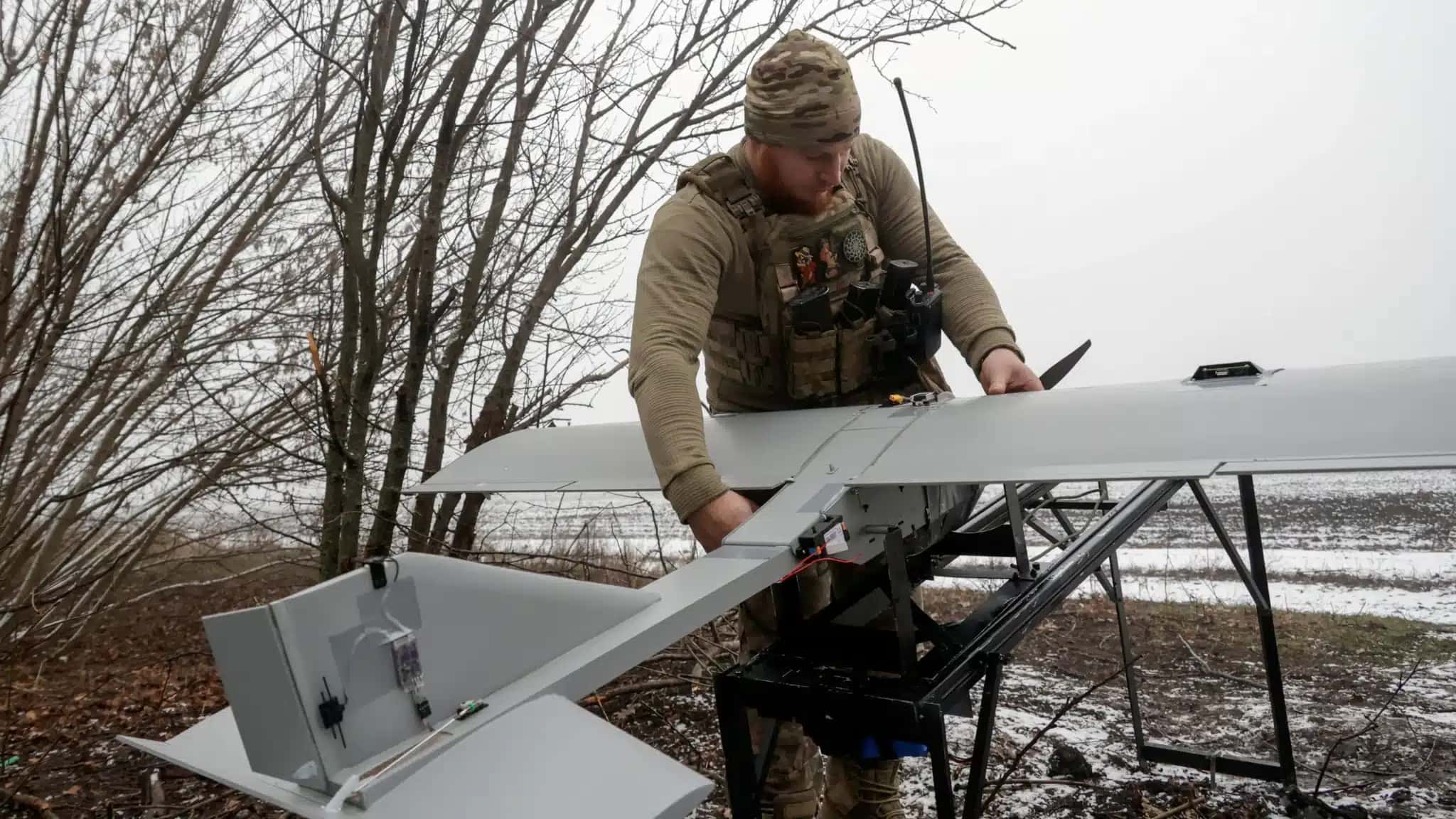 militar-ucrania-drone-donetsk-e1771618993350
