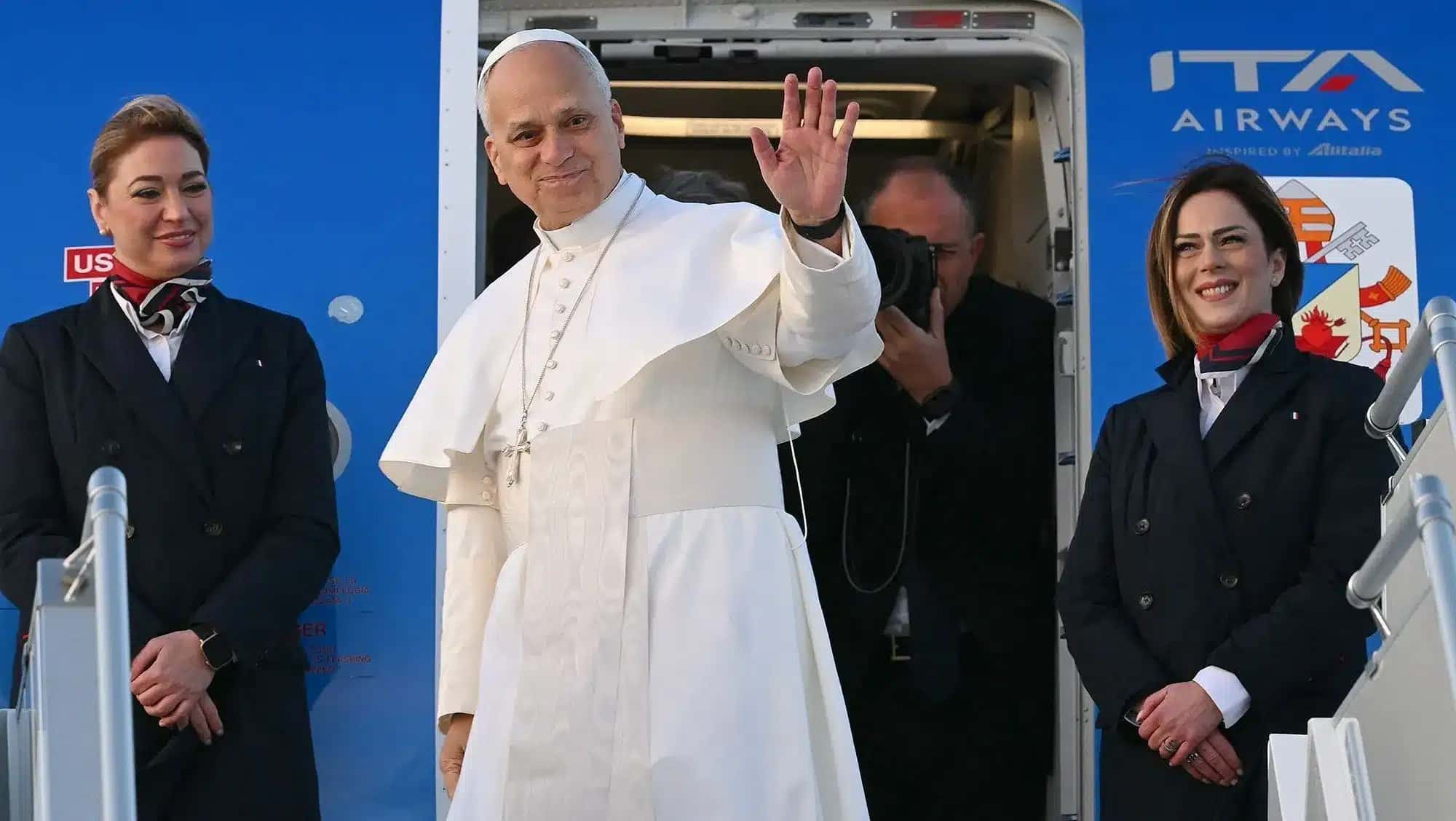 papa-leao-deseja-feliz-acao-de-gracas-para-os-americanos-e1764277686393