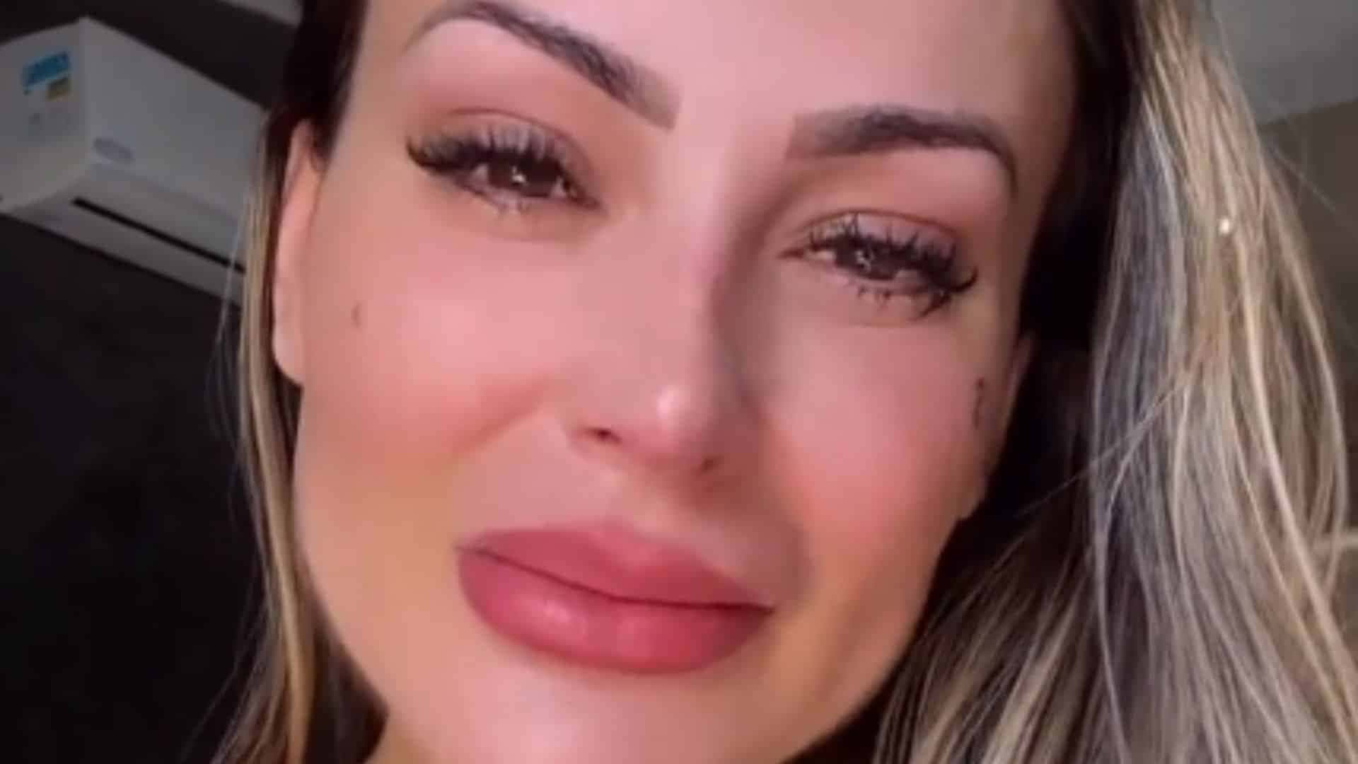 pausa-na-carreira-sexual-de-andressa-urach-vem-tona-vai-ser-passada-pra-tras