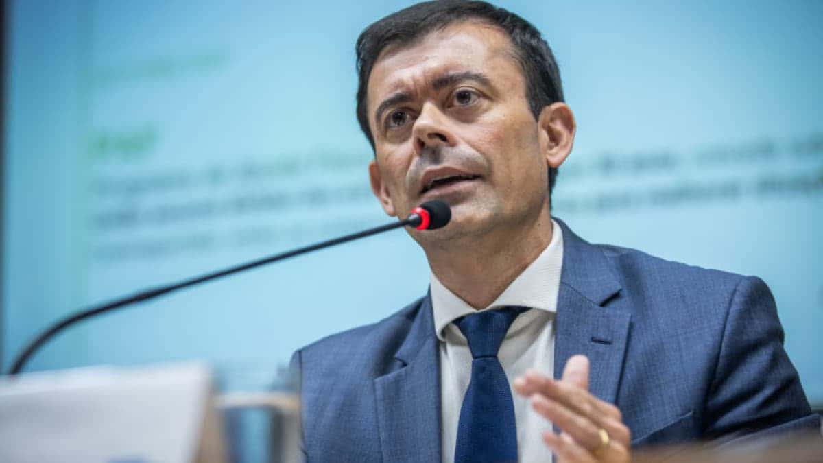 rogerio-ceron-fala-jornalistas-propag-848×477-1