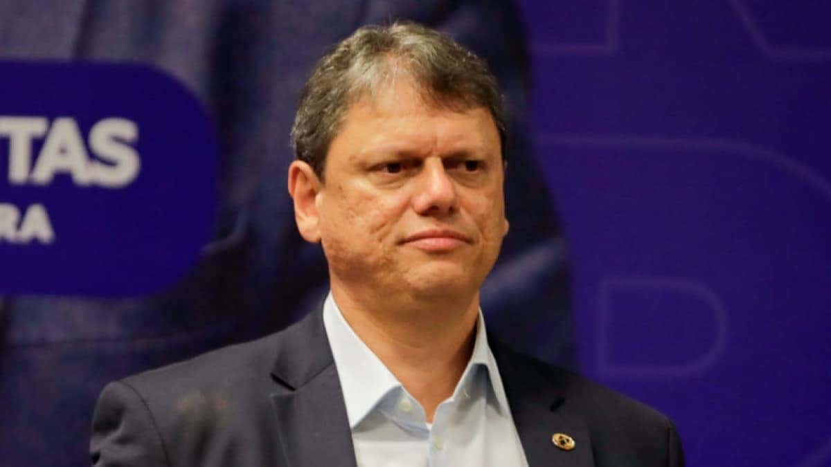 DamaresAlves-TarcisioDeFreitas-Republicanos-Filiacao-MichelleBolsonaro-MarcosPereira-HamiltonMourao-133-1-848×477-1