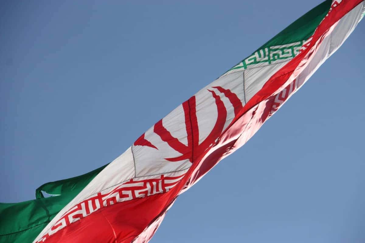 ira-iran-arabia-mundo-arabe-persa-bandeira-2