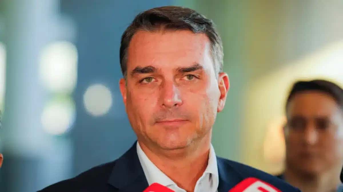 FlavioBolsonaro-AndreFernandes-PartidoLiberal-PL-02Dez2025-3-848×477-1