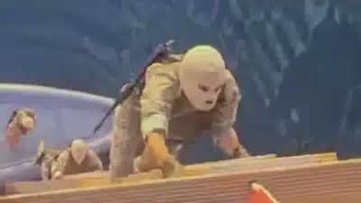 Vídeo da IRGC levanta suspeitas sobre captura de navios mercantes no Irã