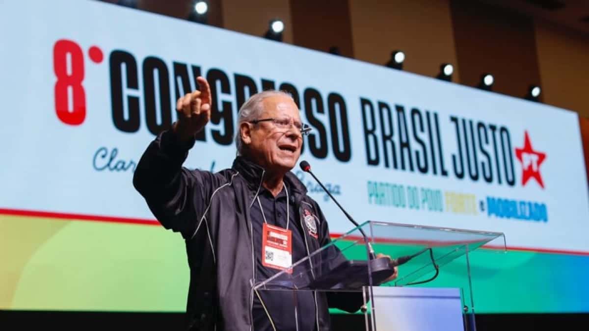 Jose-Dirceu-2-congresso-PT-Sergio-Lima-Poder360-24abr2026-848×477-1